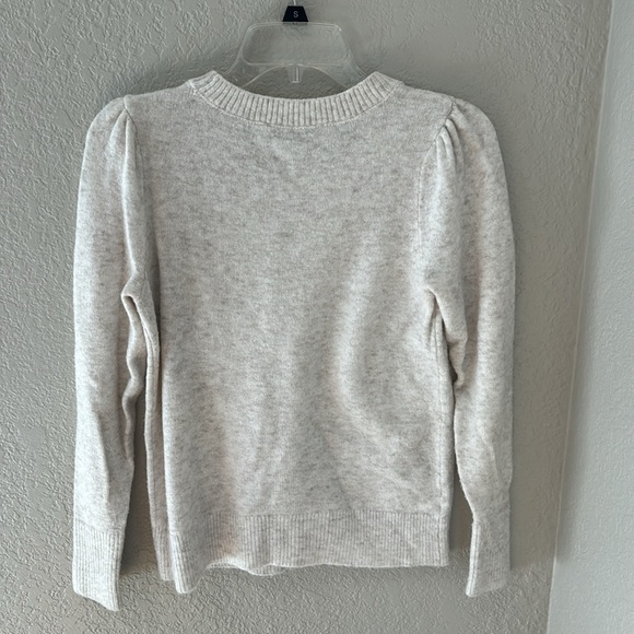 Ann Taylor Loft adorable sweater! - Picture 3 of 3